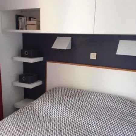 Appartement 2 Pieces 4/5 Personnes Rez-de-jardin - Cap Esterel, Cote D'azur *